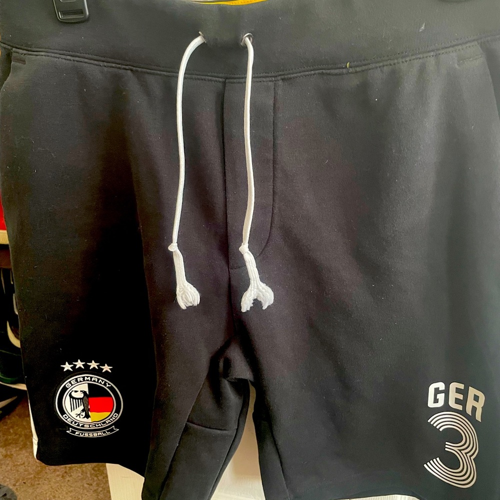 POLO Ralph Lauren Shorts- Medium